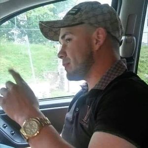 Meet your Posher, Jose